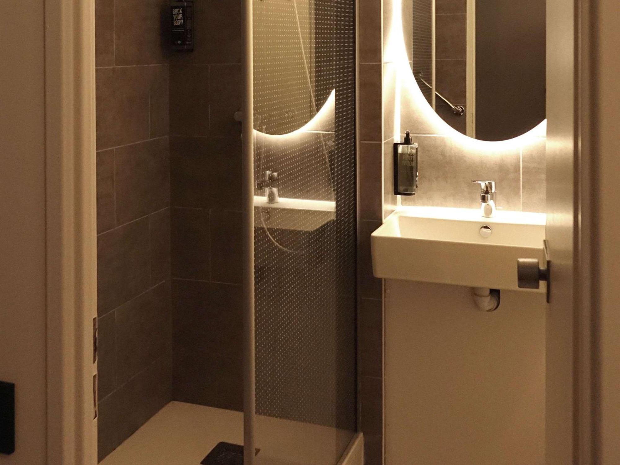 Ibis Lille Centre Grand Place エクステリア 写真